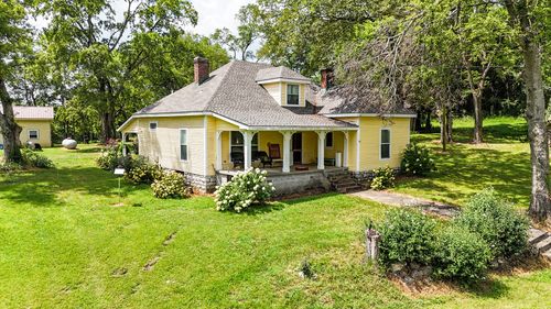 2640 Highway 82 E, Bell Buckle, TN, 37020-3939 | Card Image