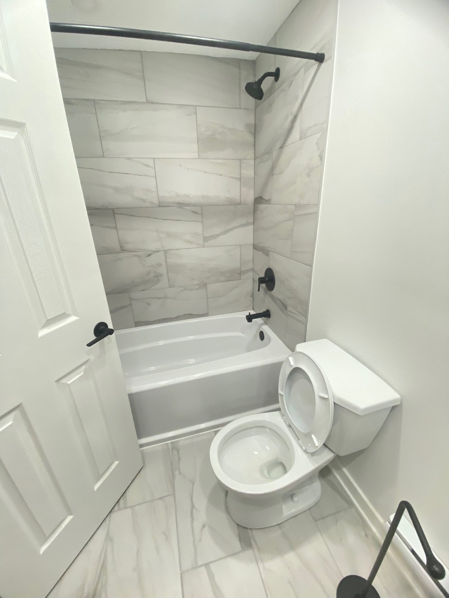 Residential Lease in Dollard-Des-Ormeaux 4