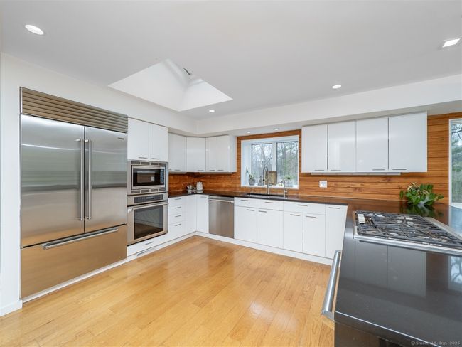 301 Sturges Ridge Rd, House other with 4 bedrooms, 5 bathrooms and null parking in Wilton CT | Image 9