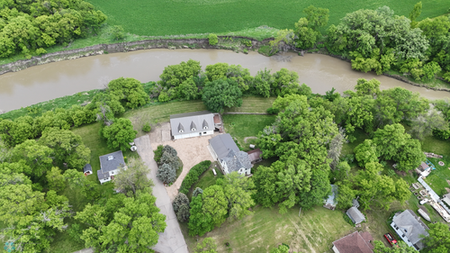 101 S 3rd St, Fort Ransom, ND, 58033-4017 | Card Image