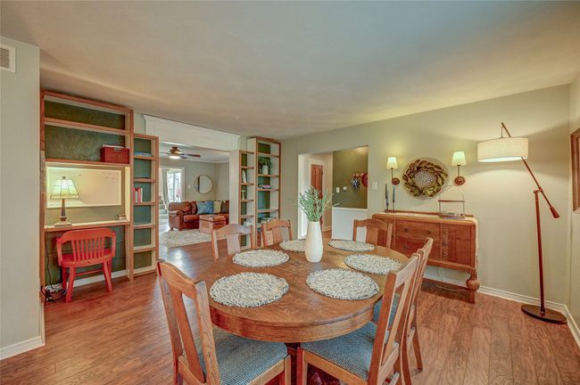 1322 Comanche Dr, House other with 5 bedrooms, 3 bathrooms and null parking in Richardson TX | Image 4