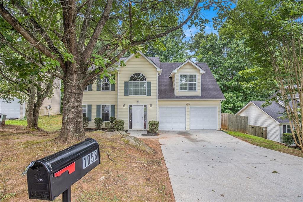 Erie Cir, Stone Mountain, GA 30087