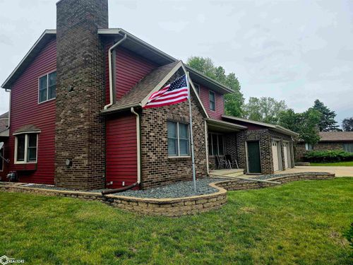 42 Golf View Ct, Garner, IA, 50438-1032 | Card Image