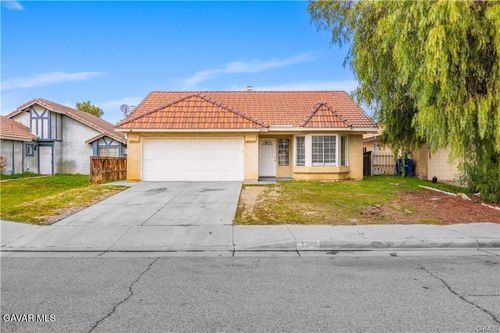 4817 Harbor Ct, Palmdale, CA, 93552-5213 | Card Image