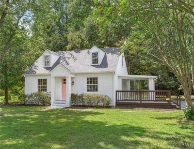 Beautifully Renovated Cape with Single Detached Garage | Image 3