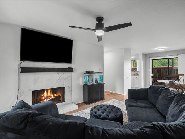 APT-7 - 3300 Pebblebrook Dr, House attached with 2 bedrooms, 2 bathrooms and null parking in Seabrook TX | Image 4