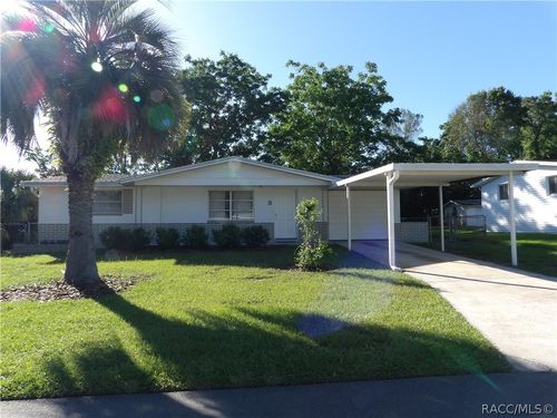 3 S Davis St, Beverly Hills, FL, 34465-3615 | Card Image