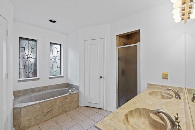 208 N Rustic Trl, House other with 3 bedrooms, 2 bathrooms and null parking in Wylie TX | Image 19