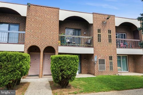 2727 Rhawn St, Philadelphia, PA, 19152-3448 | Card Image