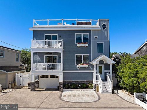 120 E 30th St, SHIP BOTTOM, NJ, 08008-4227 | Card Image