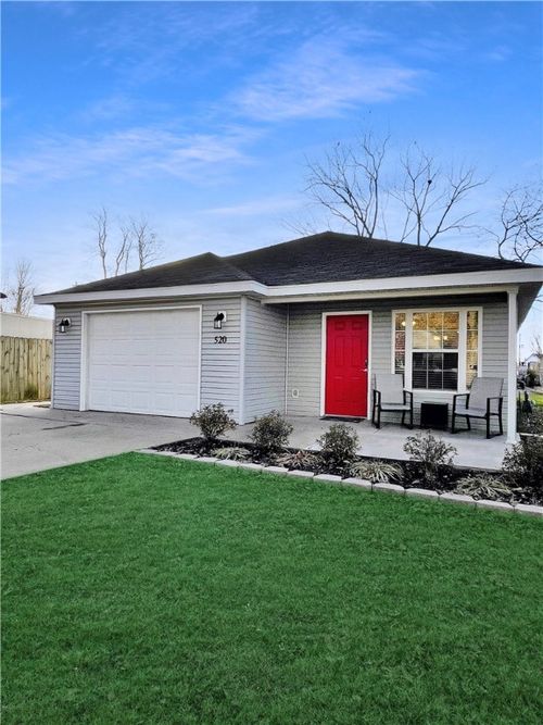 520 Se D St, Bentonville, AR, 72712-6045 | Card Image