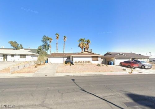 6812 White Sands Ave, Las Vegas, NV, 89145-5334 | Card Image