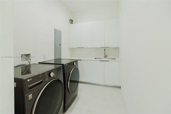 549 East Dr, House other with 4 bedrooms, 4 bathrooms and null parking in Miami Springs FL | Image 44