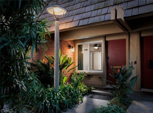 18194 Aztec Ct, Fountain Valley, CA, 92708-6803 | Card Image