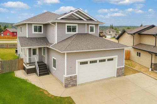14 Richmond Close, Whitecourt, AB, T7S0C1 | Card Image