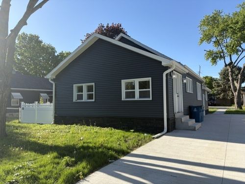 425 W Cleveland St, Spring Valley, IL, 61362-1803 | Card Image
