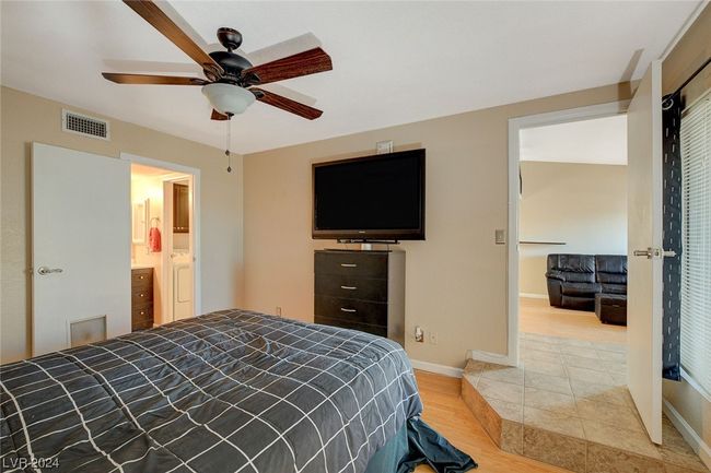 APT-25 - 2941 Country Manor Ln, Condo with 3 bedrooms, 2 bathrooms and null parking in Las Vegas NV | Image 11