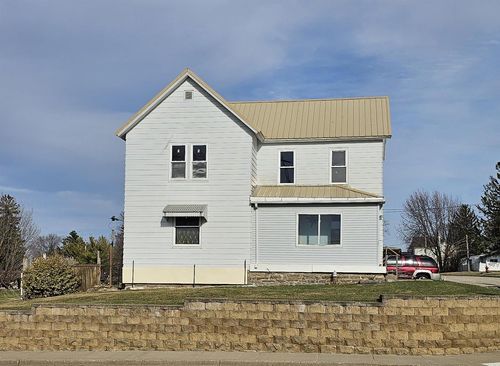 302 Main Street, HIGHLAND, WI, 53543 | Card Image