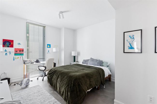APT-3111 - 185 Sw 7 Th St, Condo with 3 bedrooms, 3 bathrooms and null parking in Miami FL | Image 25