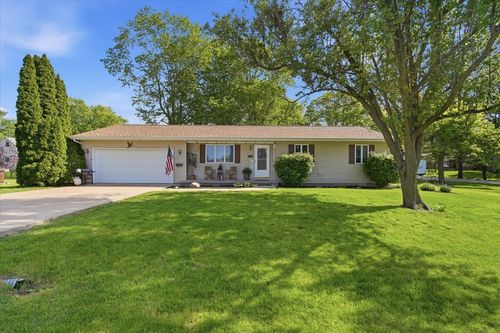 100 W Kentucky Ave, Chenoa, IL, 61726-1316 | Card Image