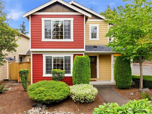 b-1704 156th Pl Sw, Lynnwood, WA, 98087-2513 | Card Image