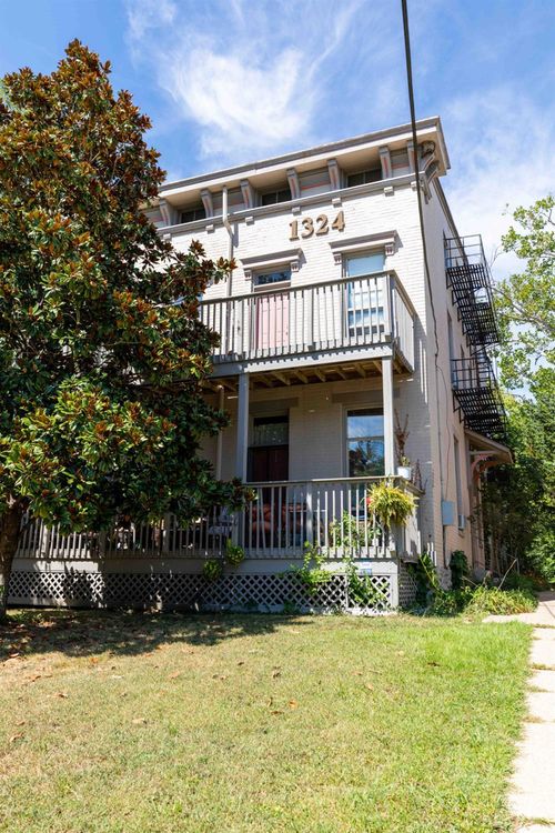 1324 Chapel St, Cincinnati, OH, 45206-1397 | Card Image