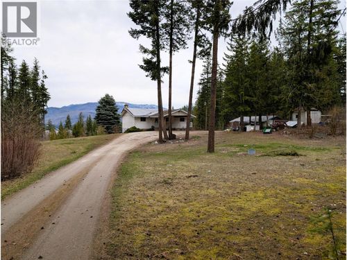 2694 Mckenzie Road, Sorrento, BC, V0E2W0 | Card Image