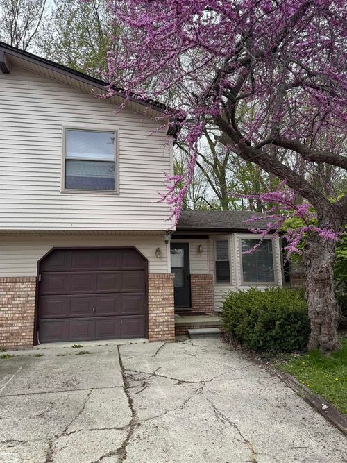 26924 Campau Lane, Harrison Charter Township, MI, 48045 | Card Image