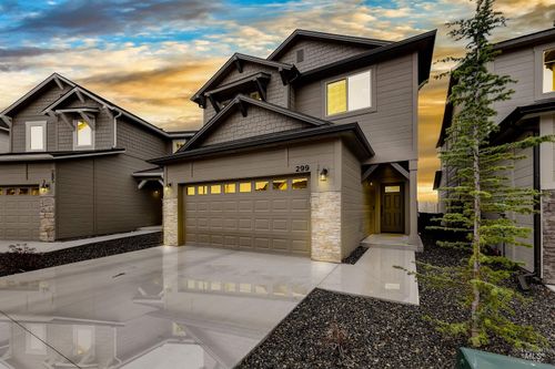 299 W Hyndman Dr, Meridian, ID, 83642-1013 | Card Image