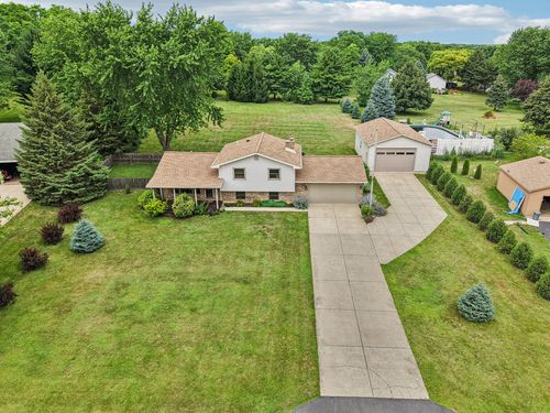 4924 5th St, Winthrop Harbor, IL, 60096-1913 | Card Image
