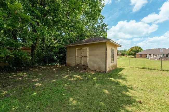 411 Chad Ln, House other with 3 bedrooms, 2 bathrooms and null parking in Red Oak TX | Image 31