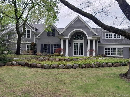 31265 Woodside Dr, Franklin, MI, 48025-1374 | Card Image