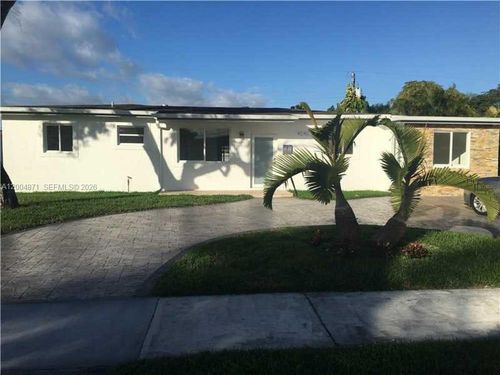 4242-4242 Sw 98th Ave, Miami, FL, 33165-5133 | Card Image