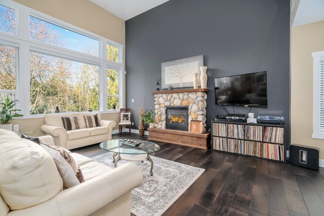 6 - 13887 Docksteader Loop, House other with 5 bedrooms, 3 bathrooms and 4 parking in Maple Ridge BC | Image 2