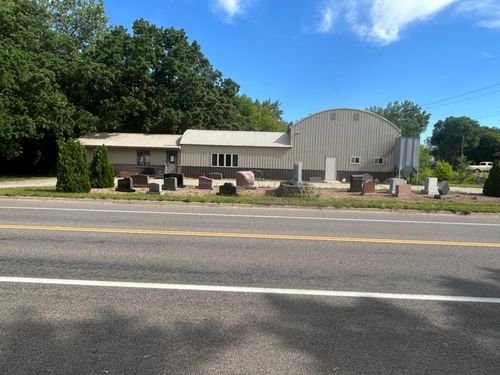 711 E Main St, Melrose, MN, 56352-1604 | Card Image
