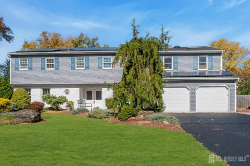 4 Canadian Woods Rd, Marlboro, NJ, 07746-1605 | Card Image