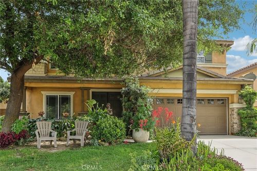 7055 Springtime Ave, Fontana, CA, 92336-4261 | Card Image