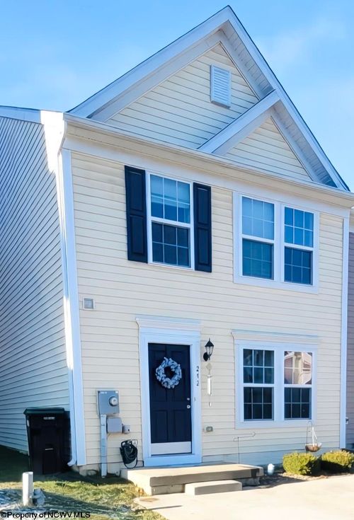 212 Kingsbury Court, Fairmont, WV, 26554 | Card Image