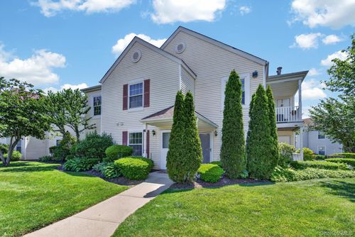 182 Fairview Cir, Middle Island, NY, 11953-2349 | Card Image