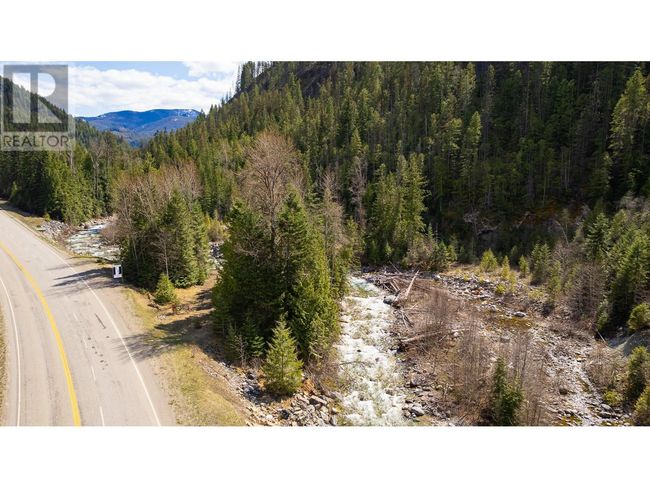 DL 10612 Highway 3, Home with 0 bedrooms, 0 bathrooms and null parking in Salmo BC | Image 23