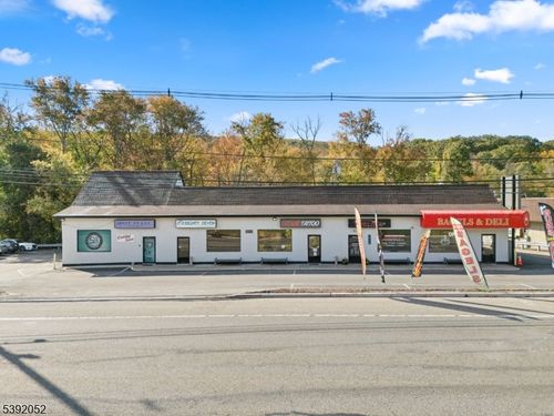 2915 State Rt 23, Newfoundland, NJ, 07435-1457 | Card Image