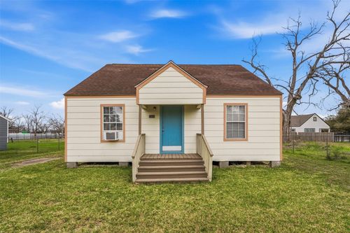 7215 Apache St, Houston, TX, 77028-3903 | Card Image