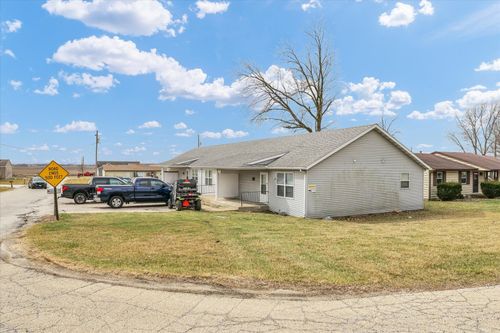 1010 Washington St, Paxton, IL, 60957-1282 | Card Image