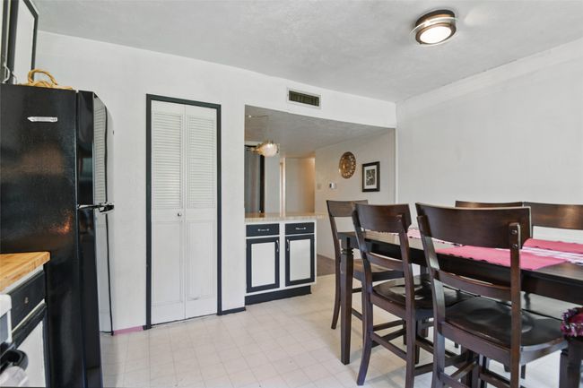 6318 Green Valley Dr, House other with 3 bedrooms, 2 bathrooms and null parking in Garland TX | Image 12