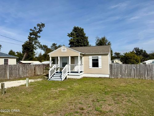 102 N Church Ave, Panama City, FL, 32401-4949 | Card Image