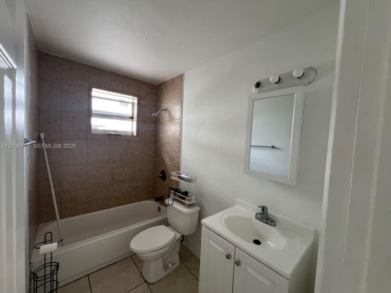Residential Lease in Miami 5