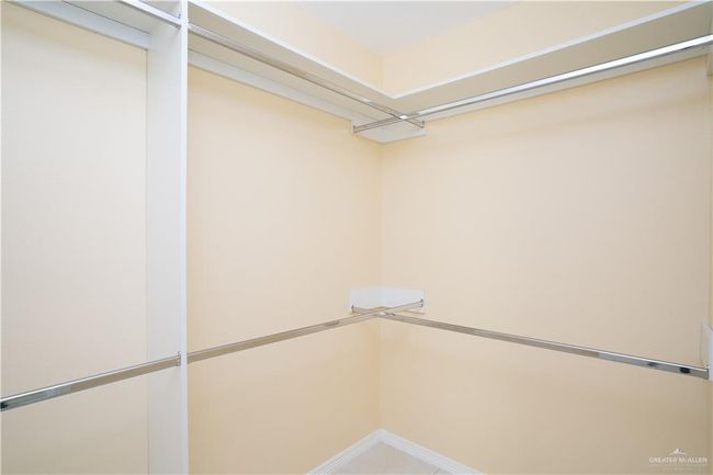 2304 San Pascual St, House other with 3 bedrooms, 2 bathrooms and 1 parking in San Juan TX | Image 8