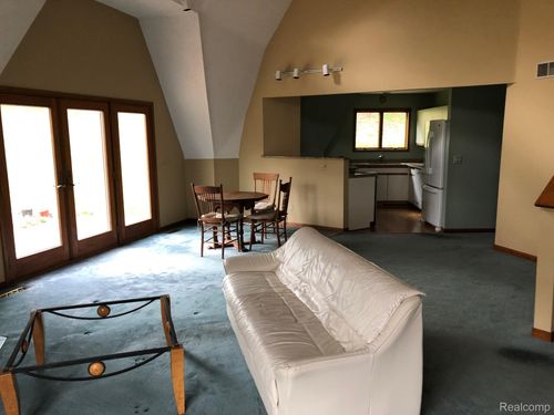 1045 Bald Eagle Lake Rd, Ortonville, MI, 48462-8435 | Card Image