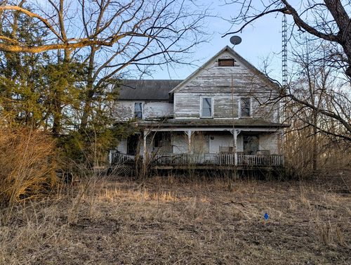 109 W South Park St, Thawville, IL, 60968-8708 | Card Image