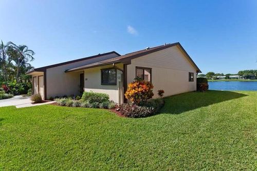 39 Mayfair Ln, Boynton Beach, FL, 33426-7728 | Card Image